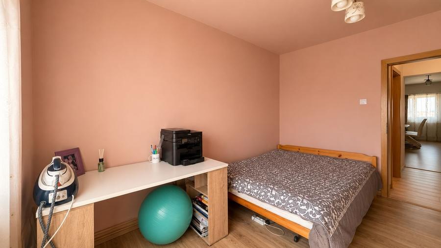 Apartament cu 3 camere în Fabric
