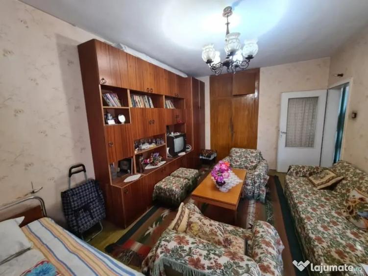 Vanzare garsoniera Dambovita - 2