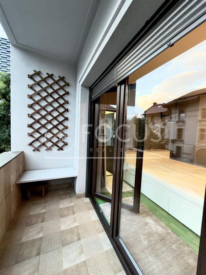 Apartament cu 2 camere semidecomandat, mobilat în Dorobanți