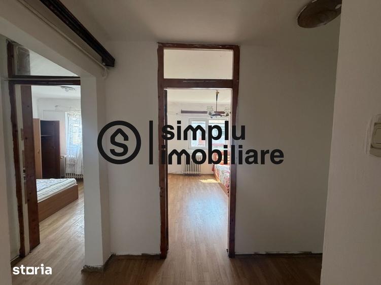 Apartament cu 4 camere în 1 Mai