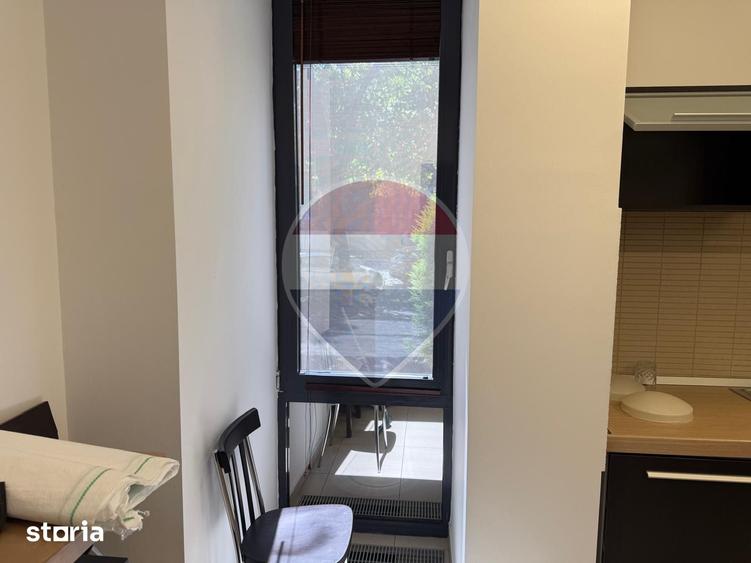 Apartament cu 3 camere în Primăverii