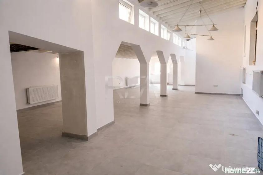 Casă cu 9 camere cu Teren 212 Mp în Eminescu