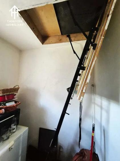 Casă cu Teren 2800 Mp în Săceni