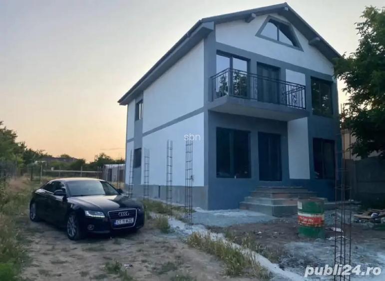 Okazie de vanzare vila P+1 loc.lumina centru