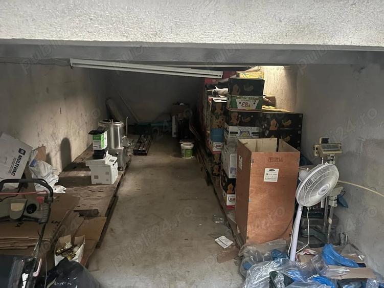 Spațiu comercial, de 300 mp, în Sud