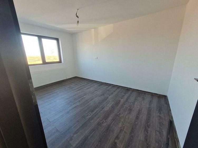 Vila  individuala  cu 4 camere,3 bai,Prelungirea Ghencea-Domnesti - 10