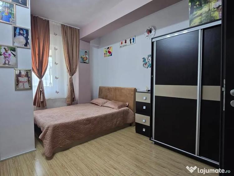 Vand garsoniera in dobroesti central - 3