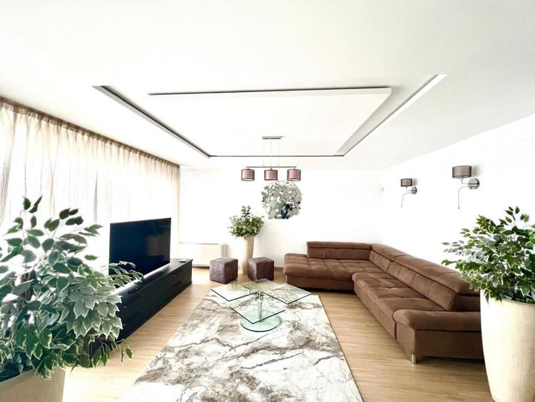 NOU / DEOSEBIT / TERASE GENEROASE / COMPLET MOBILAT SI UTILAT - 4