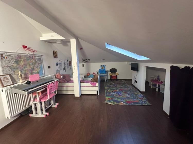 Apartament 3 camere zona Decebal 75mp - 2