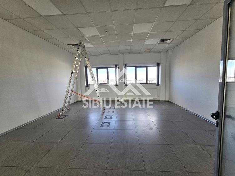 Spatiu de birouri de inchriat locatie centrala si vizibilitate buna - 10