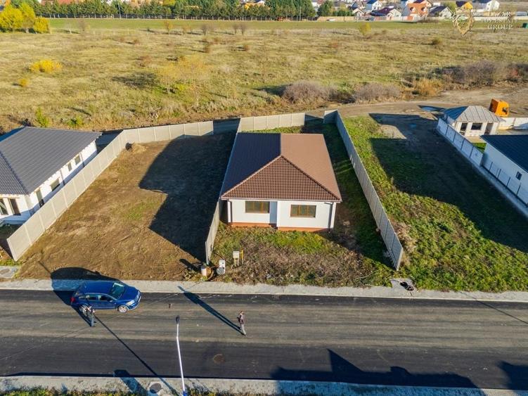 Casa  noua de vanzare 3 camere  in Bujac - 3