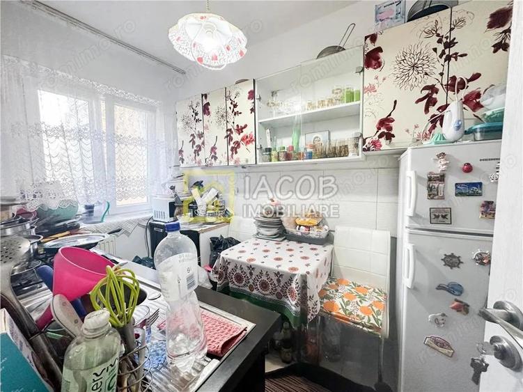 Apartament decomandat, 2 camere Cornisa Bistritei - 9