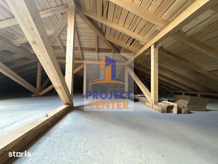 Casă cu 4 camere cu Teren 1043 Mp în Bascov