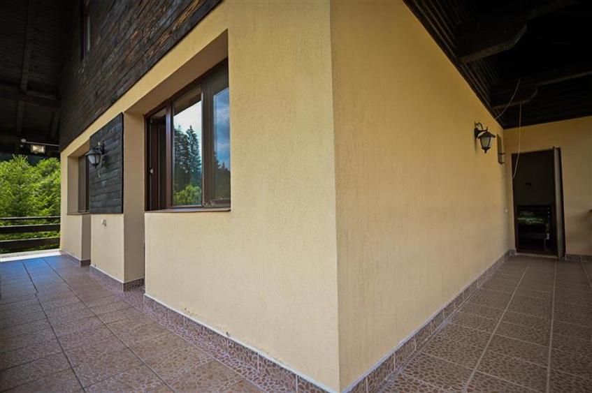 FILM!Refugiu elegant,cadru natural rar, vecinatati discrete,1.700 mp domeniu ver - 37