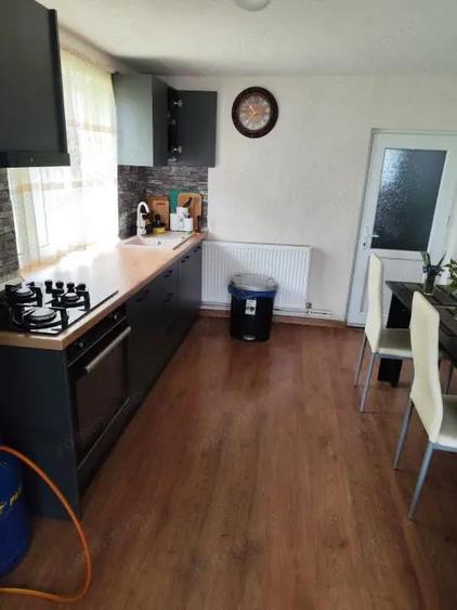 Casa renovata complet, 1800 mp teren, zona lini?tita in Corni?a - 9