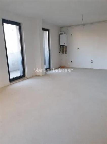 Vanzare apartament 3 camere locatie de exceptie Plopilor zona Parcul Rozelor, Cl