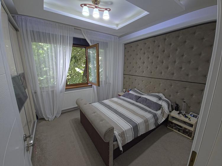 Centru apartament 3 camere decomandat la 200 m de plaja Modern - 3