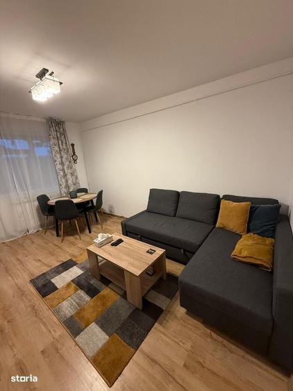 Apartament cu 2 camere decomandat în Central