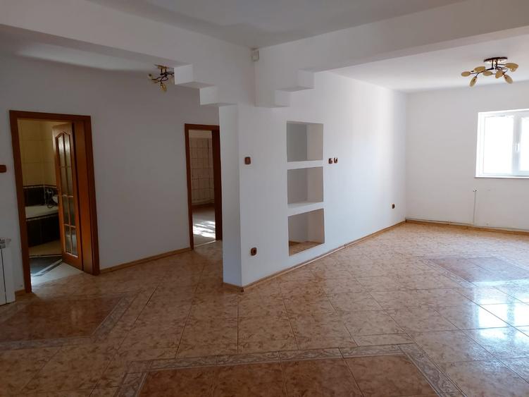 Vila P+1+Pod - Techirghiol - Centru - 190.000 euro (Cod E2) - 3