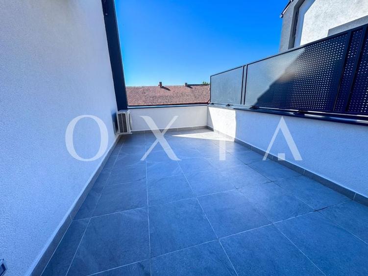 LX004 Casa cuplata P+E+M, Garaj, Zona Sagului. - 20