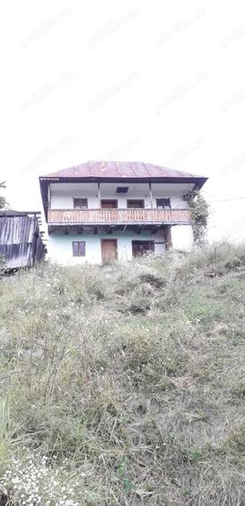 Casă în Tisa