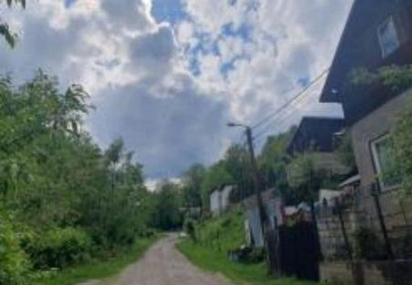 Casa si teren Petrosani, jud. Hunedoara - termen 23.10 - 7