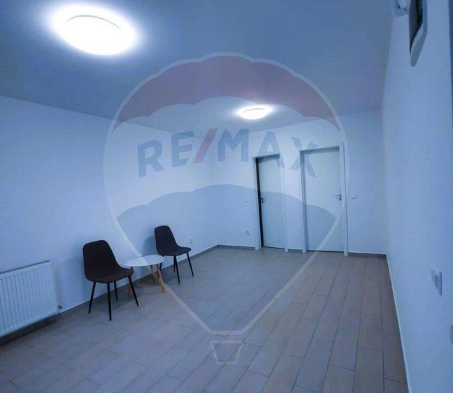 Spa?iu comercial - 2