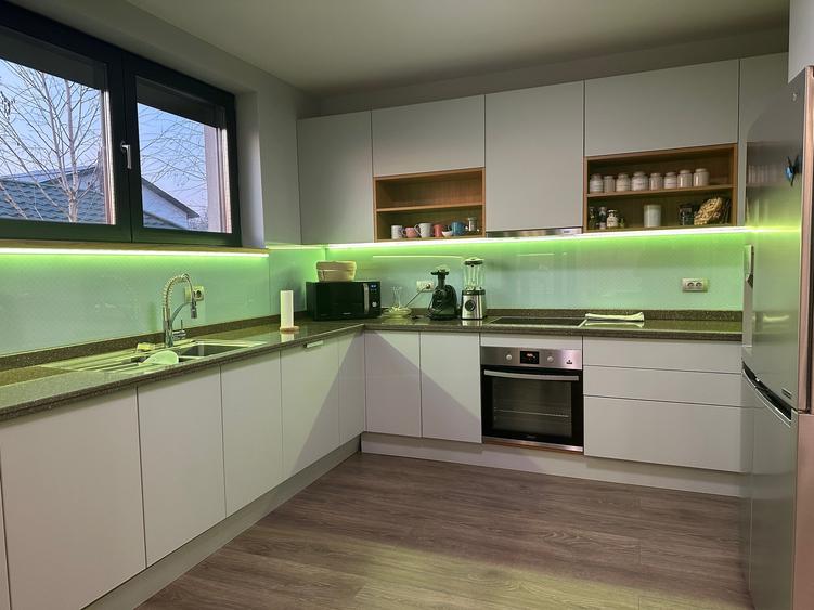 Super Vila zona NORD - langa Crang Petresti - 5