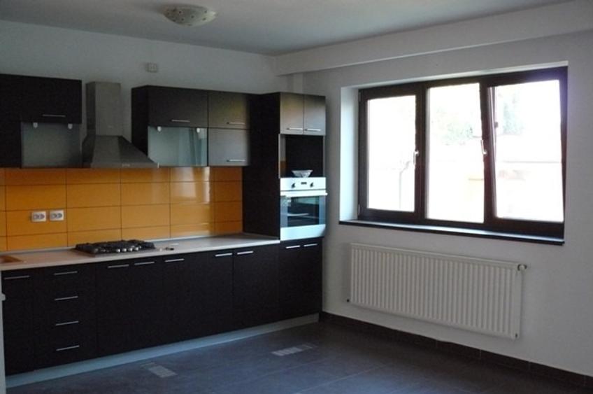 Apartament in Vila Prelungirea Ghencea, 150mp util, curte,  - 3
