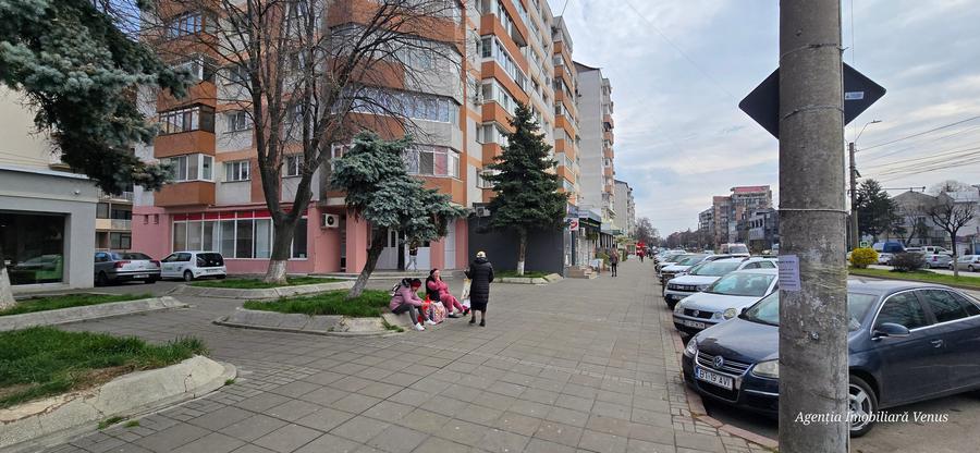 Spatiu comercial amenajat complet, 190mp, mai sus de Stadion - 1