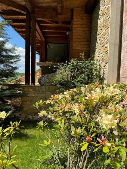 Casă individuală 3 camere, 100 mp, curte și parcare - Făget - 8