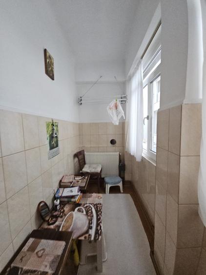 3 cam in Vila | 70 mp | 2 boxe 10 mp | Pod 30 mp | Decebal | Alba Iulia - 15