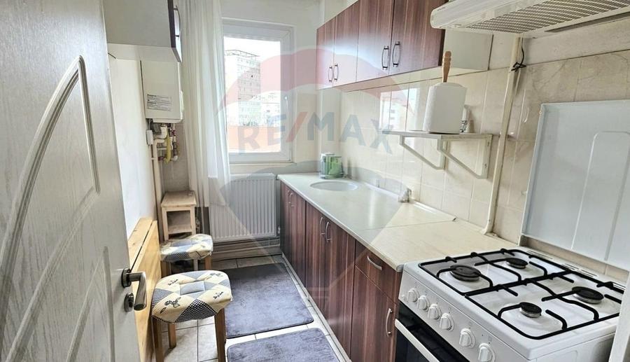 Apartament cu 2 camere de vânzare, strada Milcov - 2