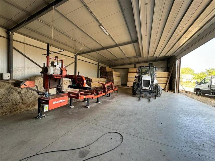 Hala industriala 275mp si teren 3185mp de vanzare in Garoafa - 7