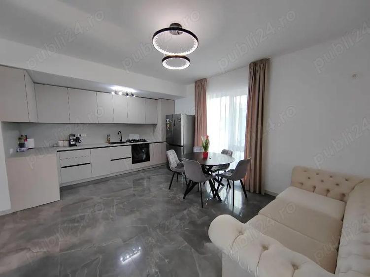 Vand apartament ultramodern cu 3 camere + gradina ?i terasa - 1