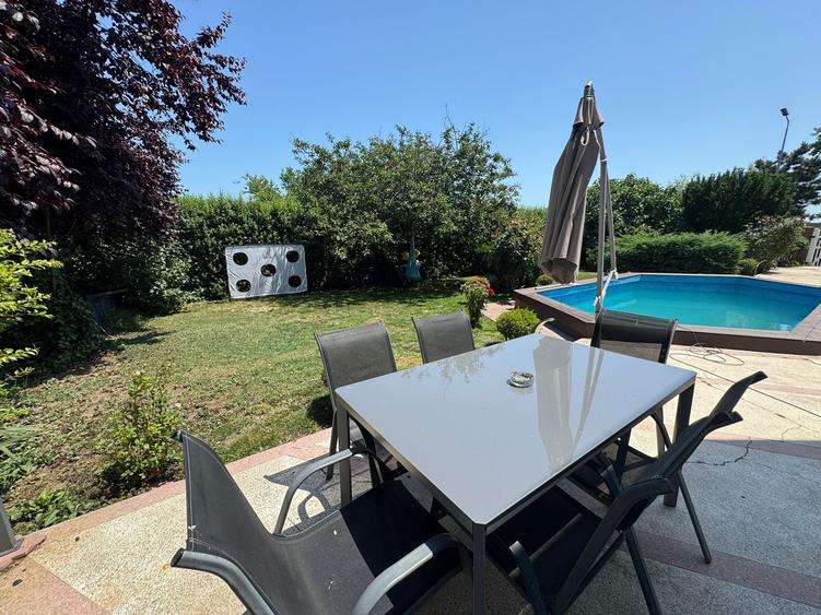 De inchiriat Vila cu piscina (vedere la mare) - 1