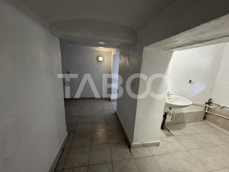 Casa individuala pretabila cabinet stomatologic 7 camere Central Sibiu - 23