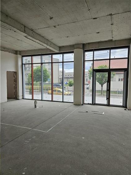 Spatiu Comercial - 200 mp - Showroom - Servicii - Clinica Medicala - 15