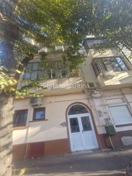 Apartament cu potențial investițional în zona istorică a Constanței Apartament cu potențial investițional în zona istorică a Constanței