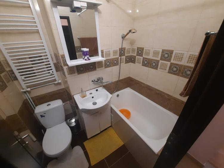 Apartament cu 2 camere, etaj 2/4, zona Tatarasi - 7