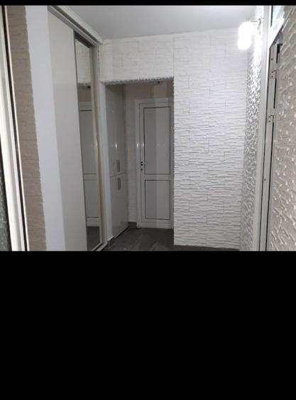 Vand apartament 2 camere - 1