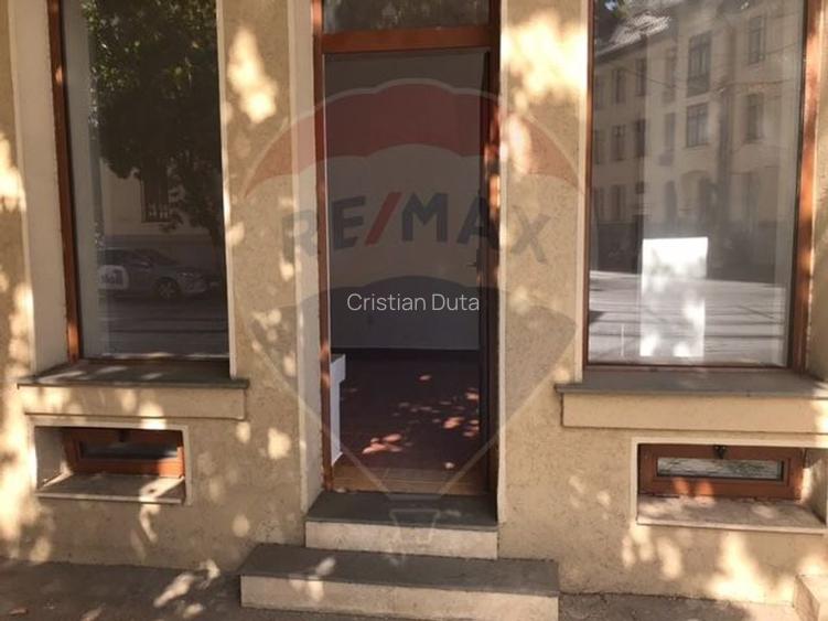 Spatiu Comercial de Inchiriat - Bulevardul Regina Maria
