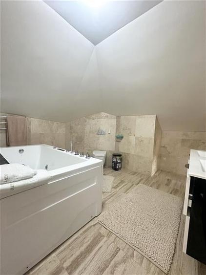 Casa de Vis in Agigea - D+P+M cu Teren de 400 mp - 12