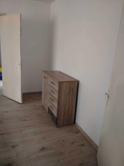 Vand apartament 2 camere zona Sud cu vedere la Bulevard - 1