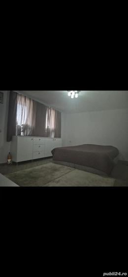 garsoniera camera la curte - 4