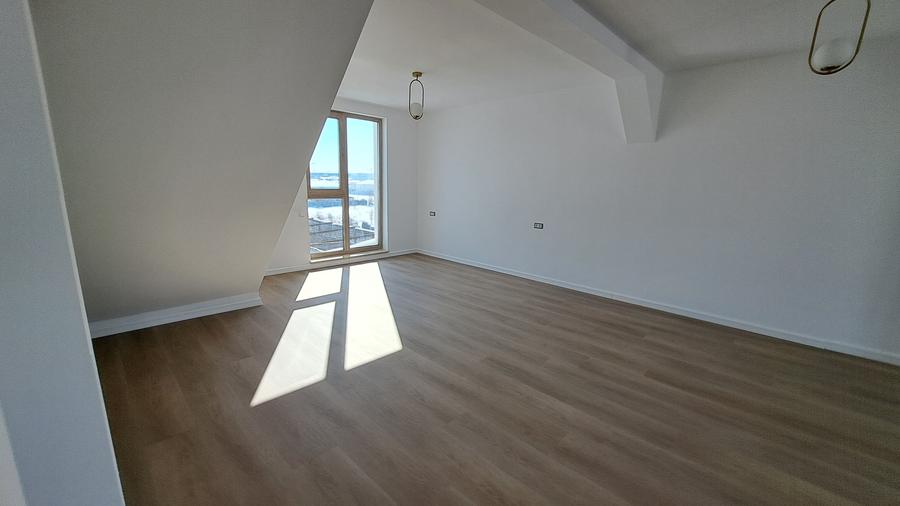 VILE 5/6 CAMERE CU SUPRAFATA GENEROASA IN COMPLEX REZIDENTIAL CU CIRCUIT INCHIS - 51