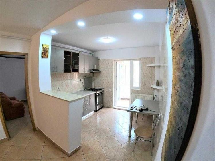 Apartament cu 2 camere decomandat în Berceni