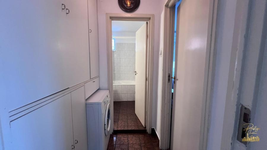 Apartament cu 3 camere decomandat, mobilat în Central