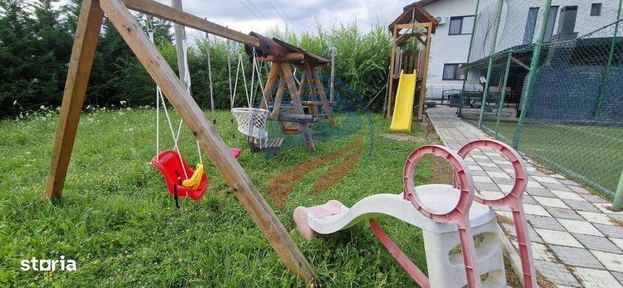 Casă cu 4 camere în Jiblea Nouă