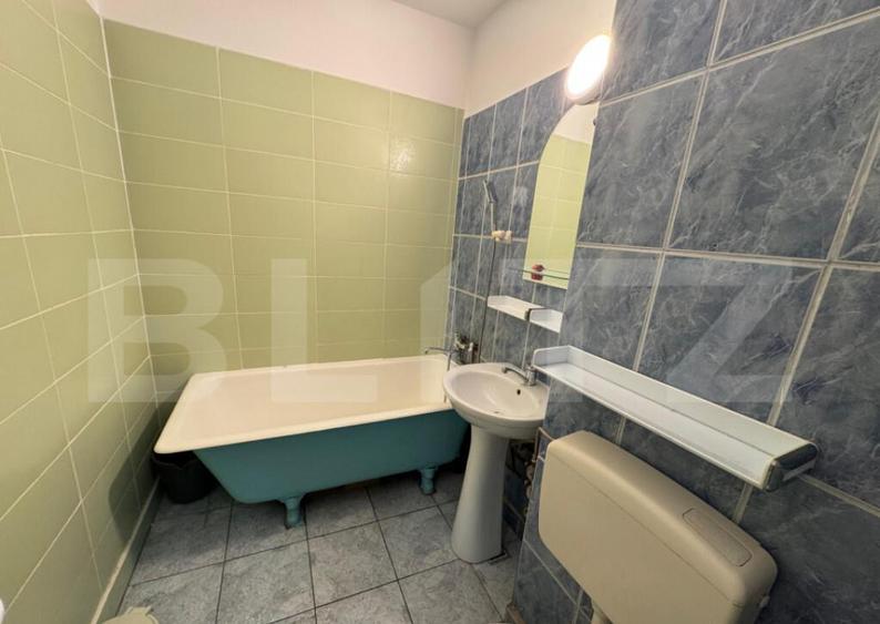 Garsoniera 32mp , Brazda lui Novac, Zona pietei din brazda - 1